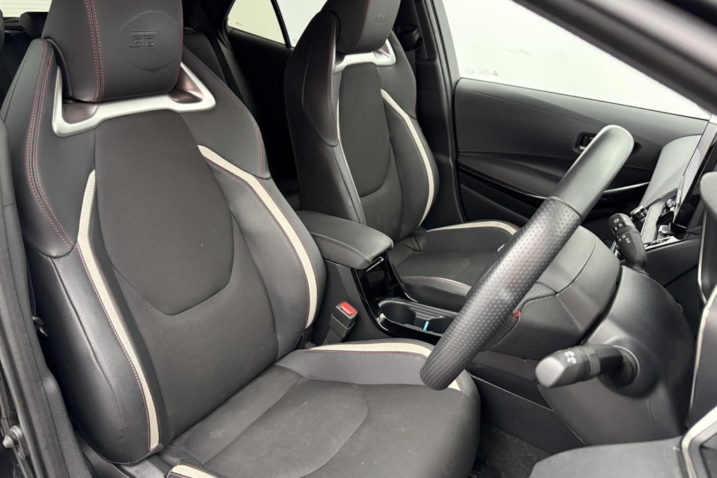 Toyota Corolla Gr Sport Automatic Petrol-Electric Hybrid Hatchback - Stock Number (1554397) - 17th supplementary image