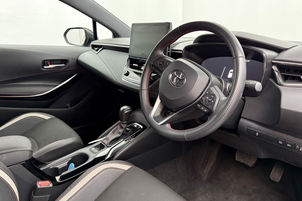 Toyota Corolla Gr Sport Automatic Petrol-Electric Hybrid Hatchback - Stock Number (1554397) - 1st supplementary image