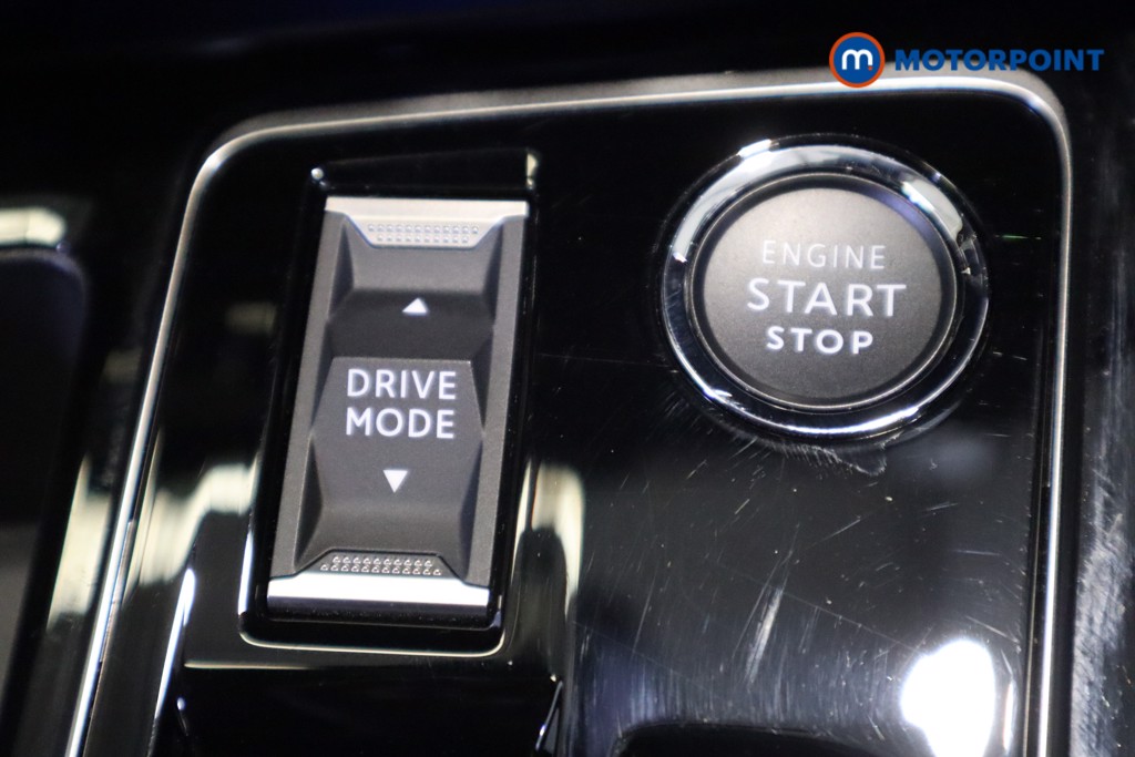 Peugeot 3008 GT Automatic Petrol SUV - Stock Number (1554645) - 22nd supplementary image