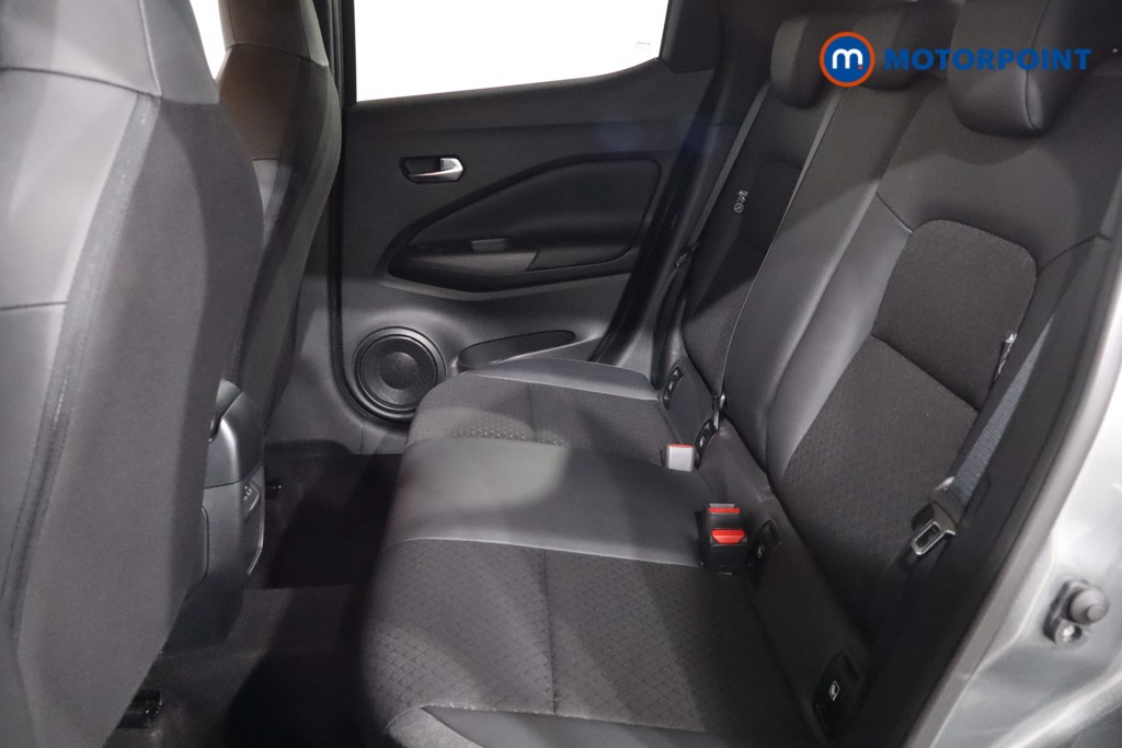 Nissan Juke N-Connecta Manual Petrol SUV - Stock Number (1554840) - 5th supplementary image