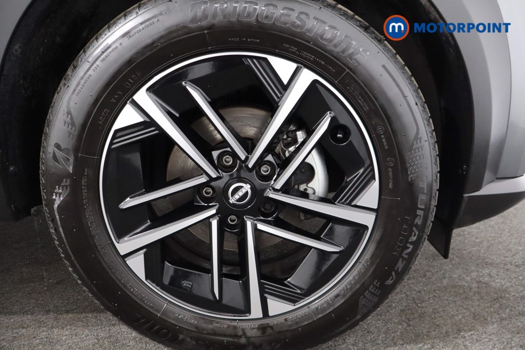 Nissan Juke N-Connecta Manual Petrol SUV - Stock Number (1554840) - 10th supplementary image