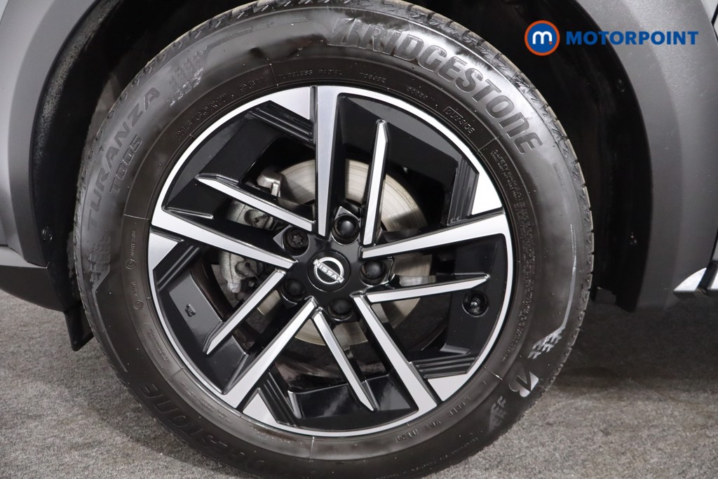 Nissan Juke N-Connecta Manual Petrol SUV - Stock Number (1554840) - 11th supplementary image
