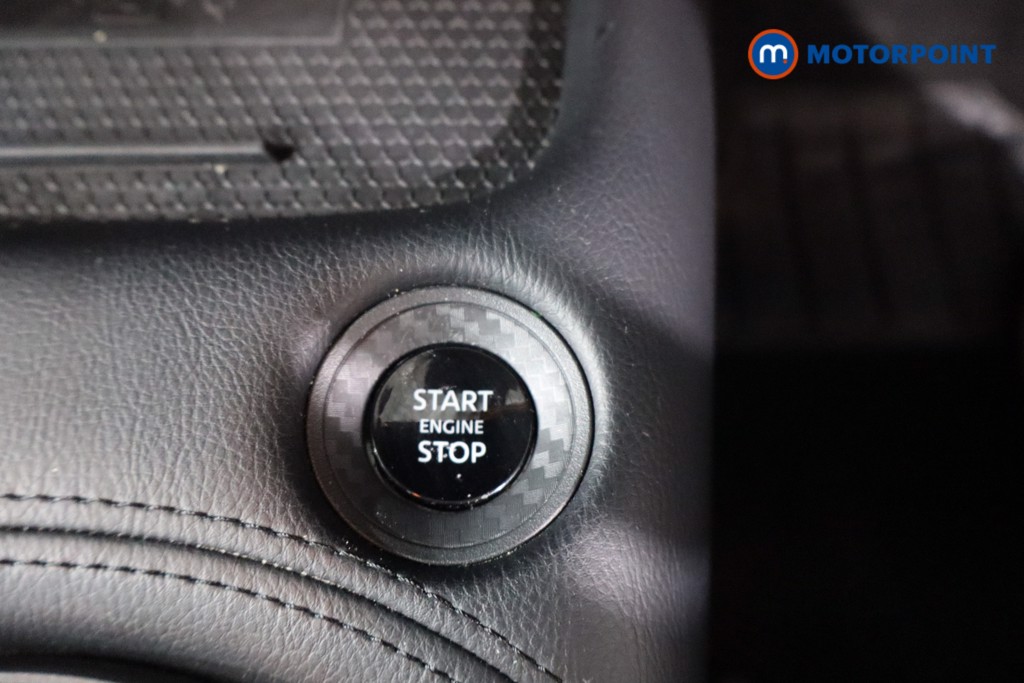 Nissan Juke N-Connecta Manual Petrol SUV - Stock Number (1554840) - 13th supplementary image