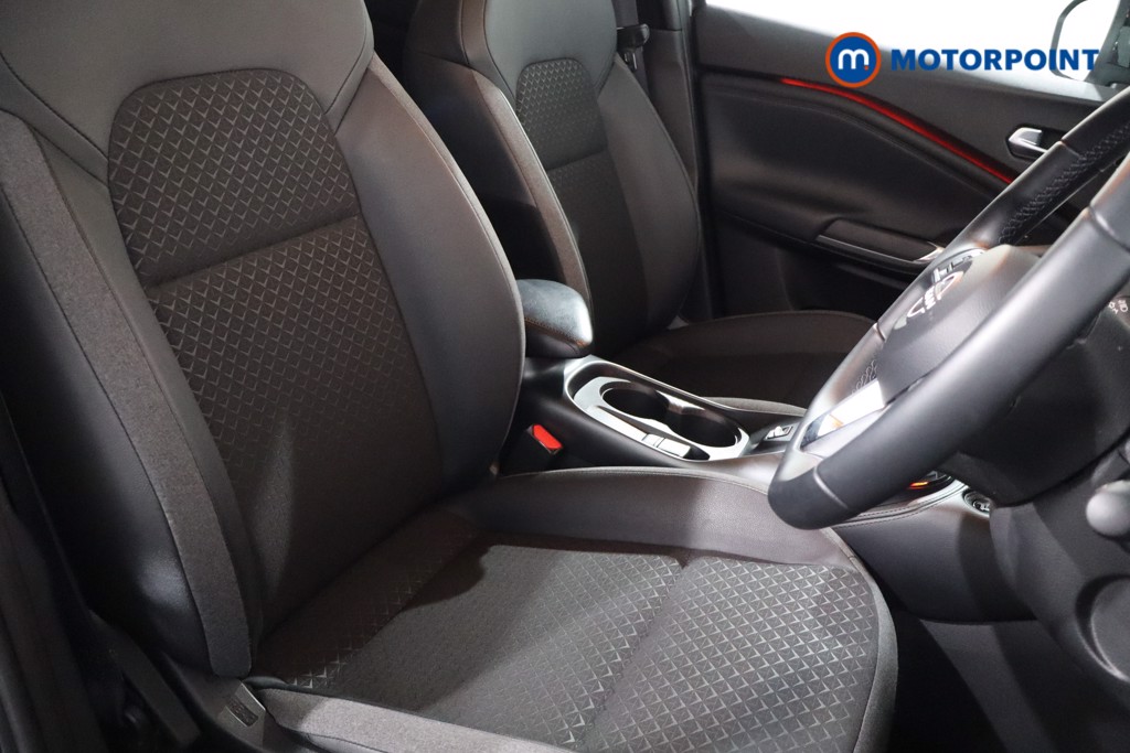 Nissan Juke N-Connecta Manual Petrol SUV - Stock Number (1554840) - 20th supplementary image
