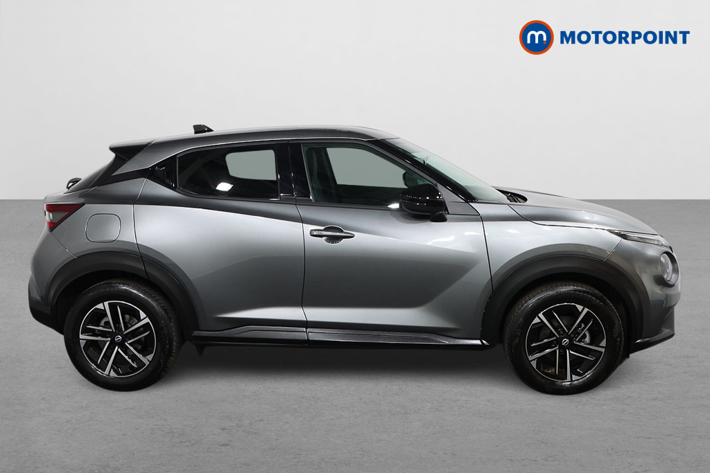 Nissan Juke N-Connecta Manual Petrol SUV - Stock Number (1554840) - Drivers side