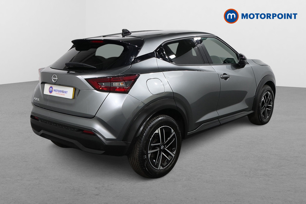 Nissan Juke N-Connecta Manual Petrol SUV - Stock Number (1554840) - Drivers side rear corner