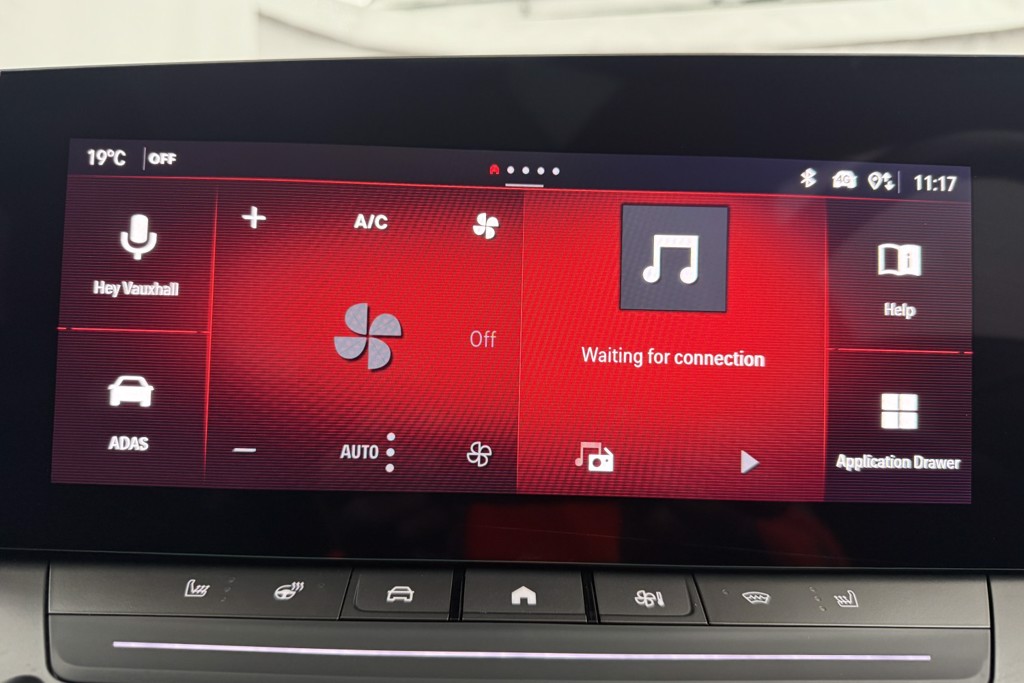 Vauxhall Astra Ultimate Automatic Electric Estate - Stock Number (1555012) - 6th supplementary image