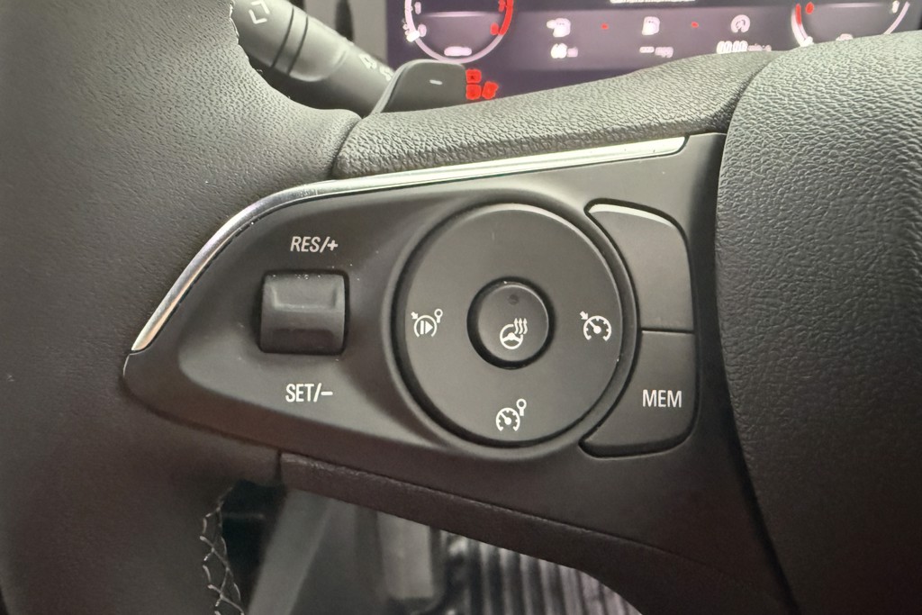 Vauxhall Mokka GS Automatic Petrol SUV - Stock Number (1555148) - 4th supplementary image