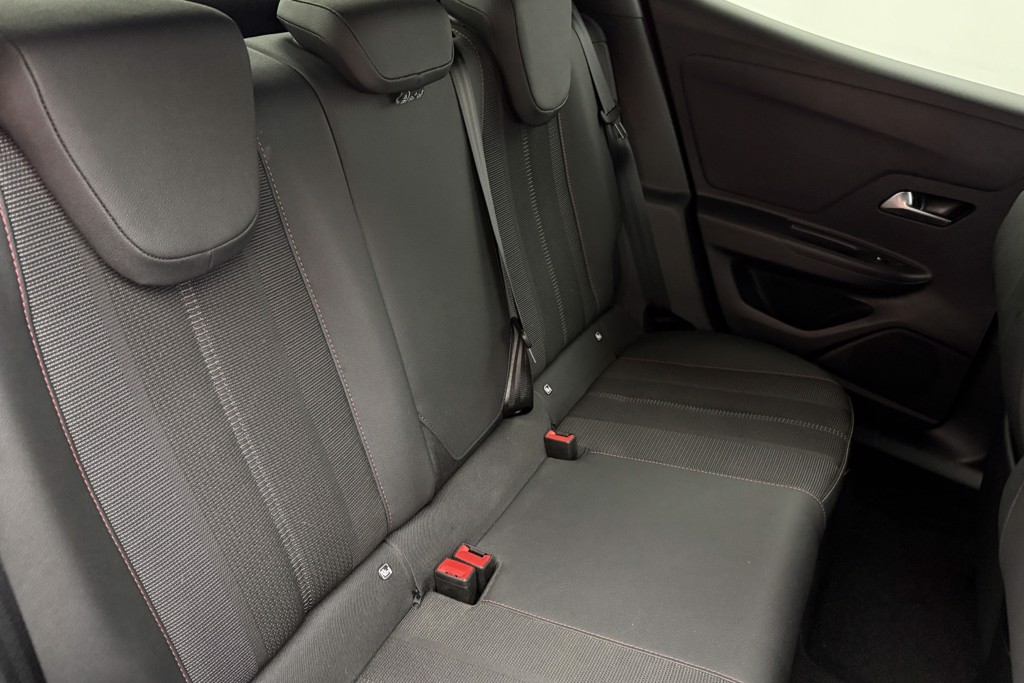 Vauxhall Mokka GS Automatic Petrol SUV - Stock Number (1555148) - 23rd supplementary image