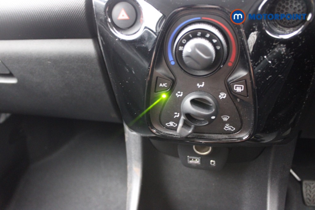 Citroen C1 Shine Manual Petrol Hatchback - Stock Number (1555291) - 9th supplementary image