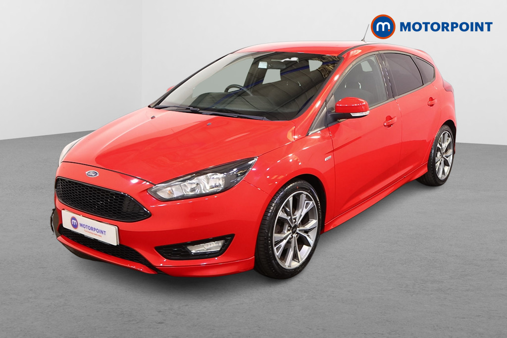 Ford Focus St-Line Manual Petrol Hatchback - Stock Number (1555490) - Passenger side front corner