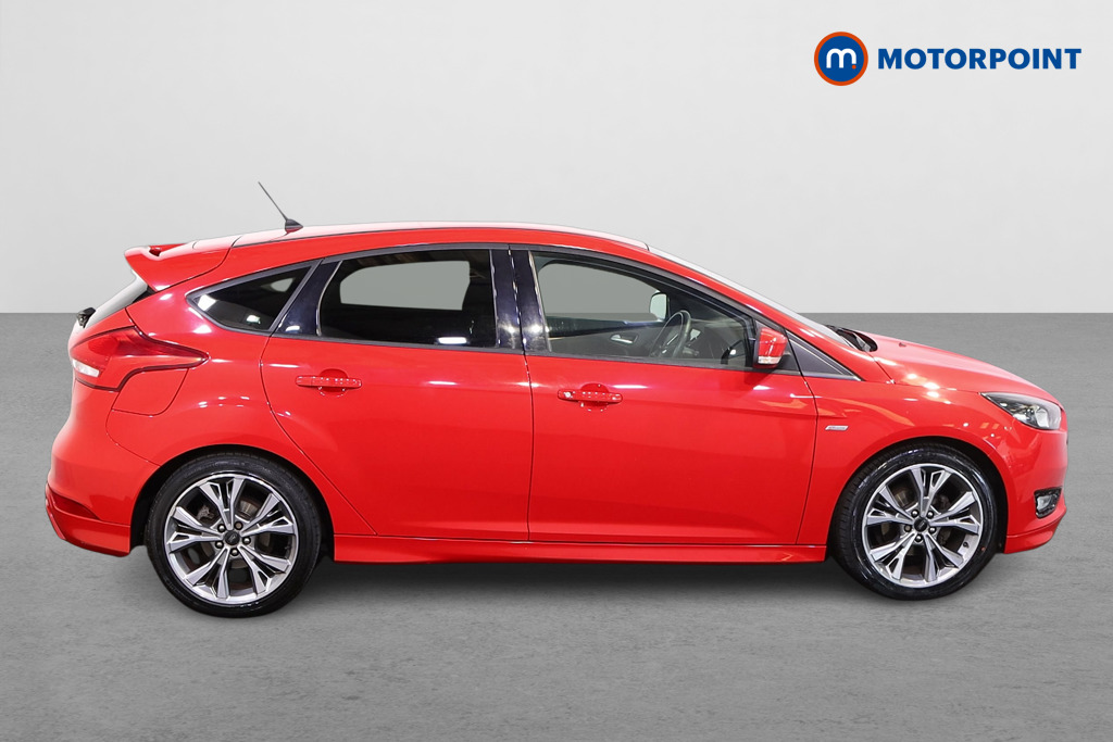 Ford Focus St-Line Manual Petrol Hatchback - Stock Number (1555490) - Drivers side