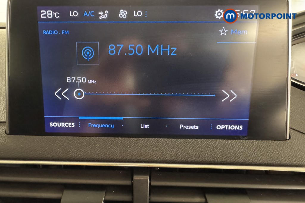 Peugeot 3008 Active Premium Manual Diesel SUV - Stock Number (1555540) - 2nd supplementary image