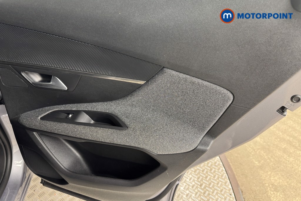 Peugeot 3008 Active Premium Manual Diesel SUV - Stock Number (1555540) - 16th supplementary image