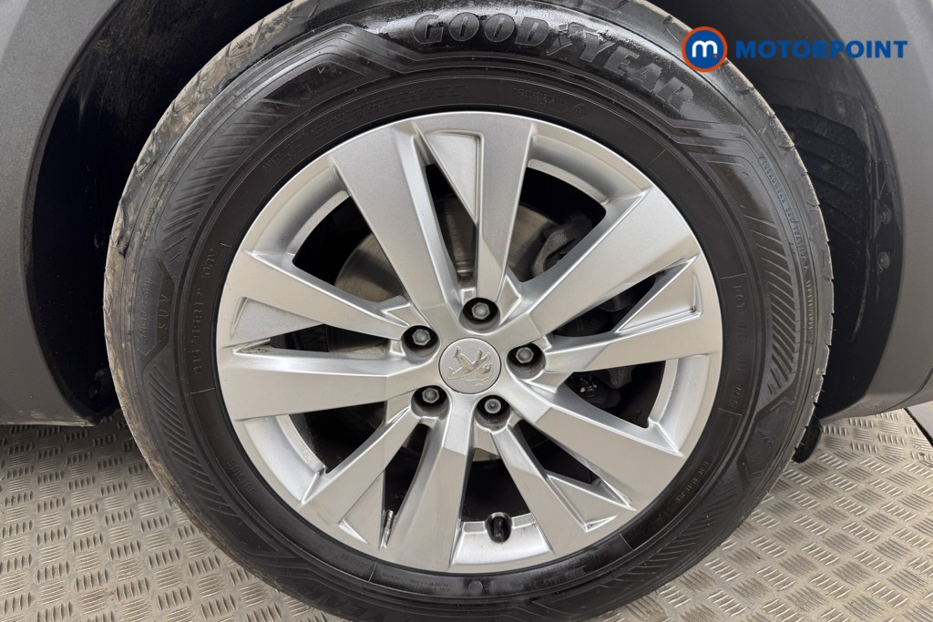 Peugeot 3008 Active Premium Manual Diesel SUV - Stock Number (1555540) - 22nd supplementary image