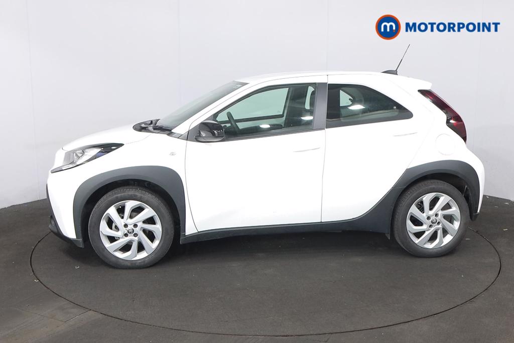 Toyota Aygo X Pure Manual Petrol Hatchback - Stock Number (1555615) - Passenger side