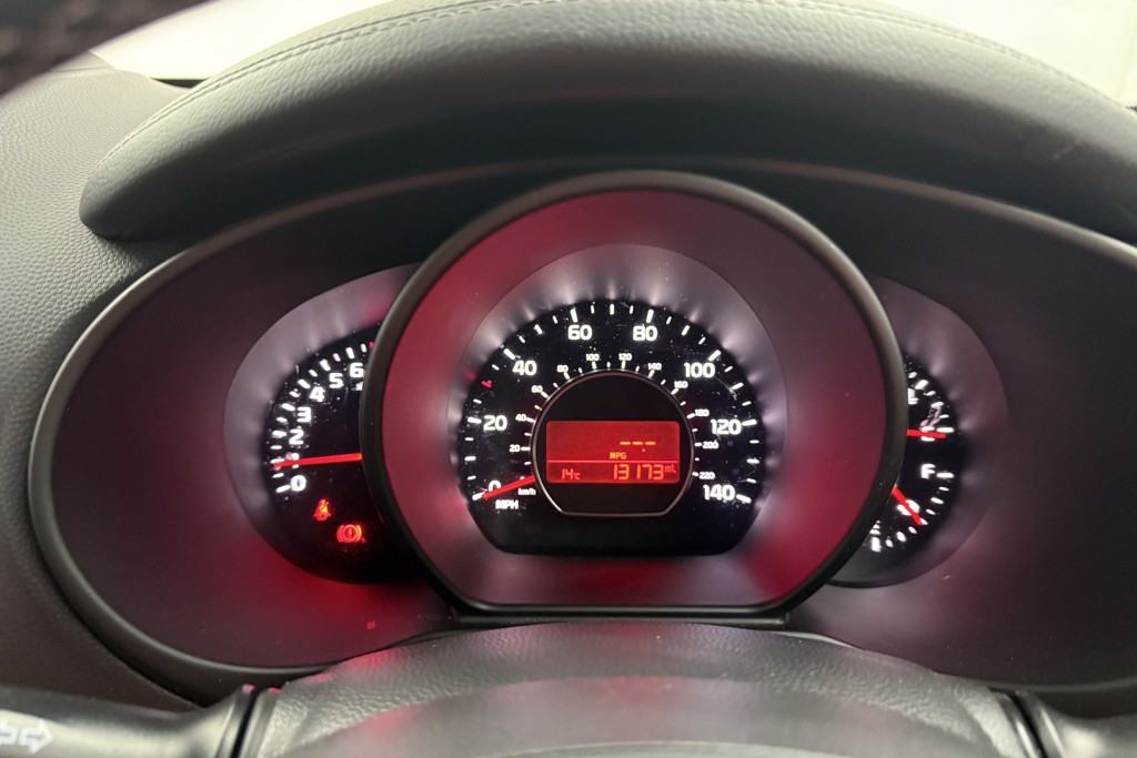 KIA Soul 2 Manual Petrol People Carrier - Stock Number (1555733) - 5th supplementary image