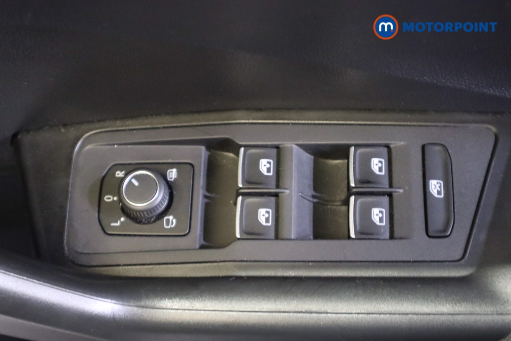 Volkswagen T-Roc SE Automatic Petrol SUV - Stock Number (1555753) - 13th supplementary image