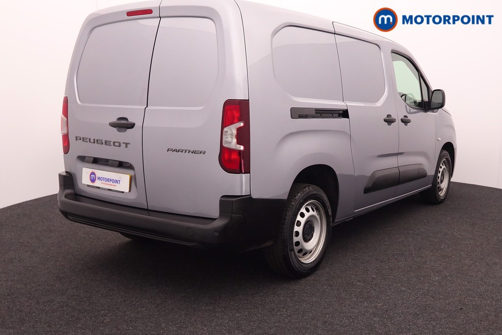 Peugeot Partner Professional Manual Diesel Panel Van - Stock Number (1555900) - Drivers side rear corner