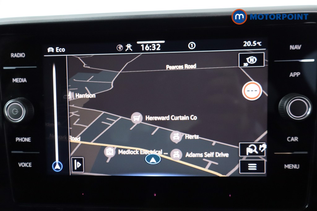 Volkswagen T-Roc R-Line Automatic Petrol SUV - Stock Number (1556243) - 2nd supplementary image