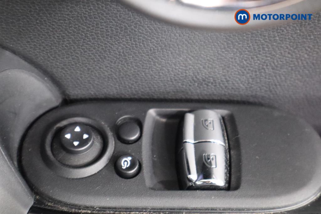 Mini Hatchback Cooper Exclusive Automatic Petrol Hatchback - Stock Number (1556858) - 15th supplementary image