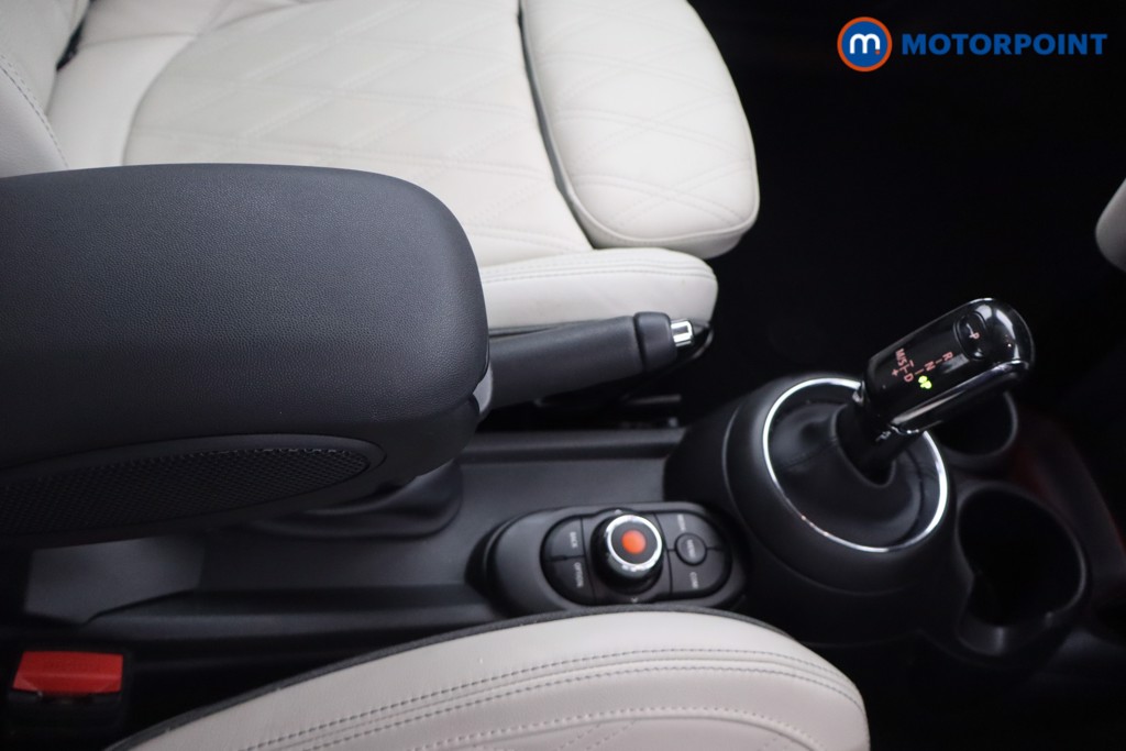 Mini Hatchback Cooper Exclusive Automatic Petrol Hatchback - Stock Number (1556860) - 7th supplementary image