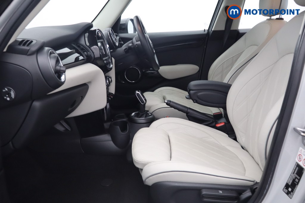 Mini Hatchback Cooper Exclusive Automatic Petrol Hatchback - Stock Number (1556860) - 19th supplementary image