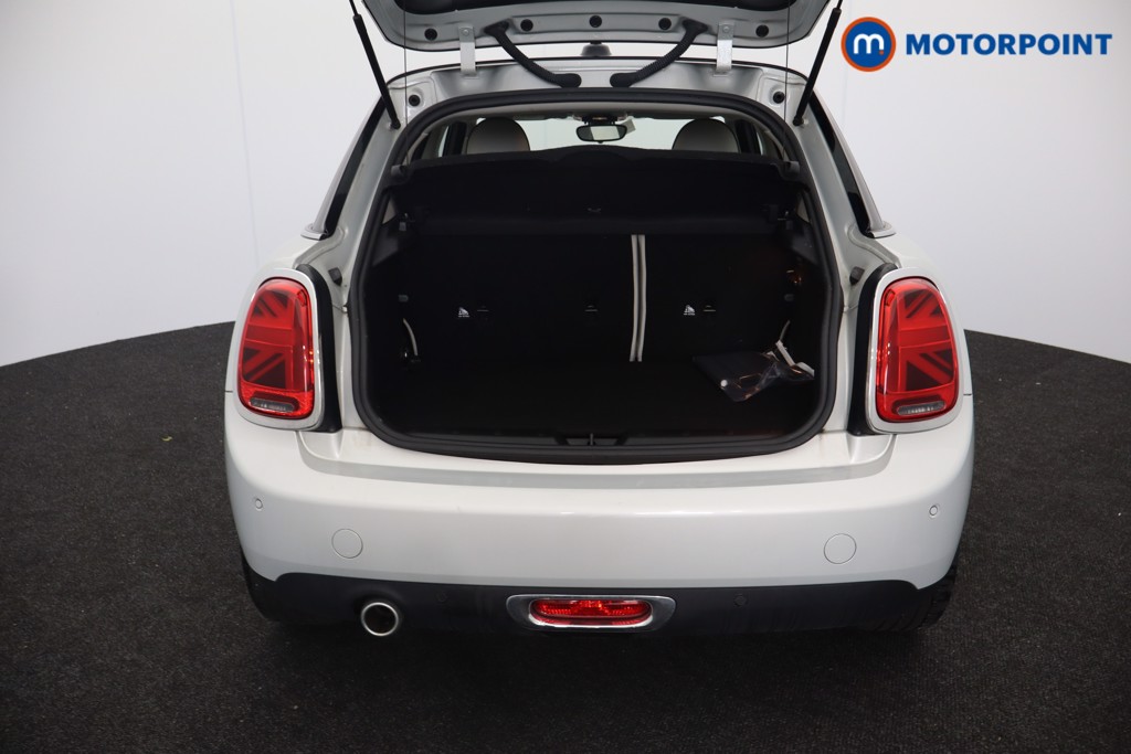 Mini Hatchback Cooper Exclusive Automatic Petrol Hatchback - Stock Number (1556860) - 29th supplementary image