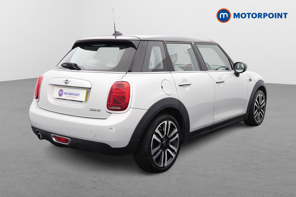Mini Hatchback Cooper Exclusive Automatic Petrol Hatchback - Stock Number (1556860) - Drivers side rear corner