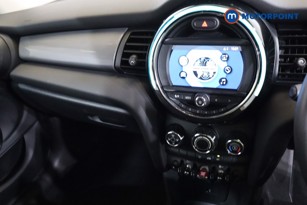 Mini Hatchback Cooper Classic Manual Petrol Hatchback - Stock Number (1556917) - 3rd supplementary image