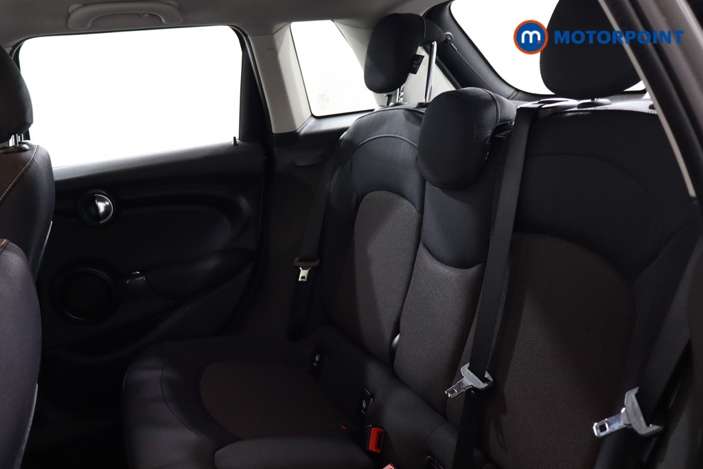 Mini Hatchback Cooper Classic Manual Petrol Hatchback - Stock Number (1556917) - 18th supplementary image