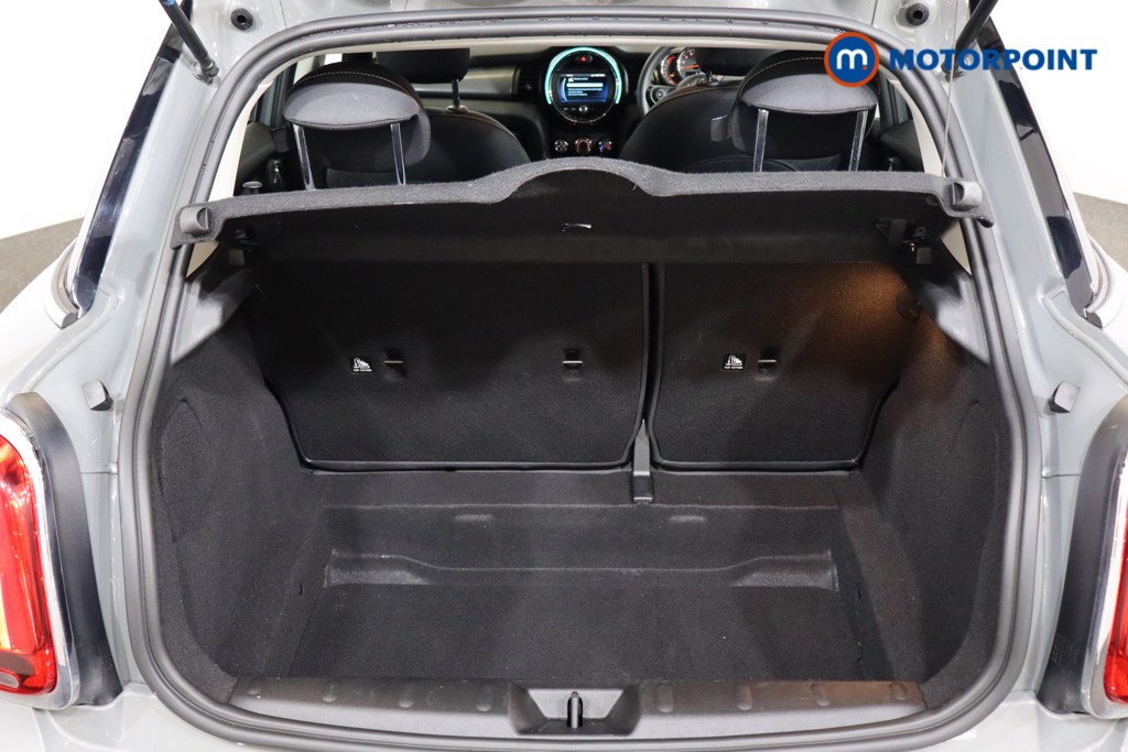 Mini Hatchback Cooper Classic Manual Petrol Hatchback - Stock Number (1556917) - 20th supplementary image
