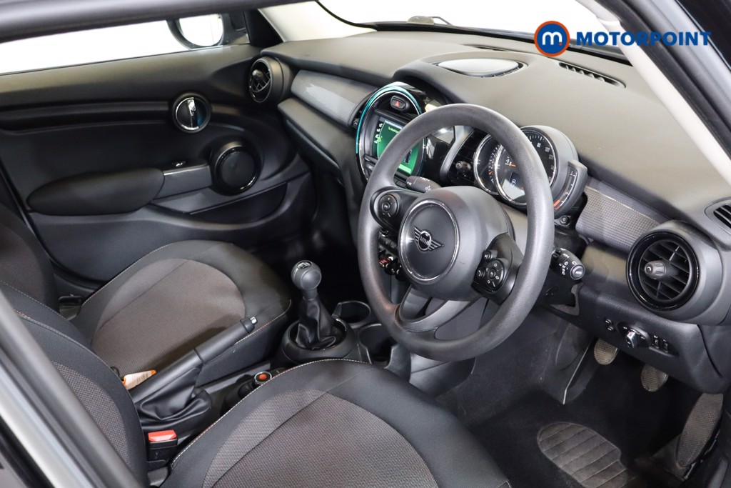 Mini Hatchback Cooper Classic Manual Petrol Hatchback - Stock Number (1556917) - 1st supplementary image