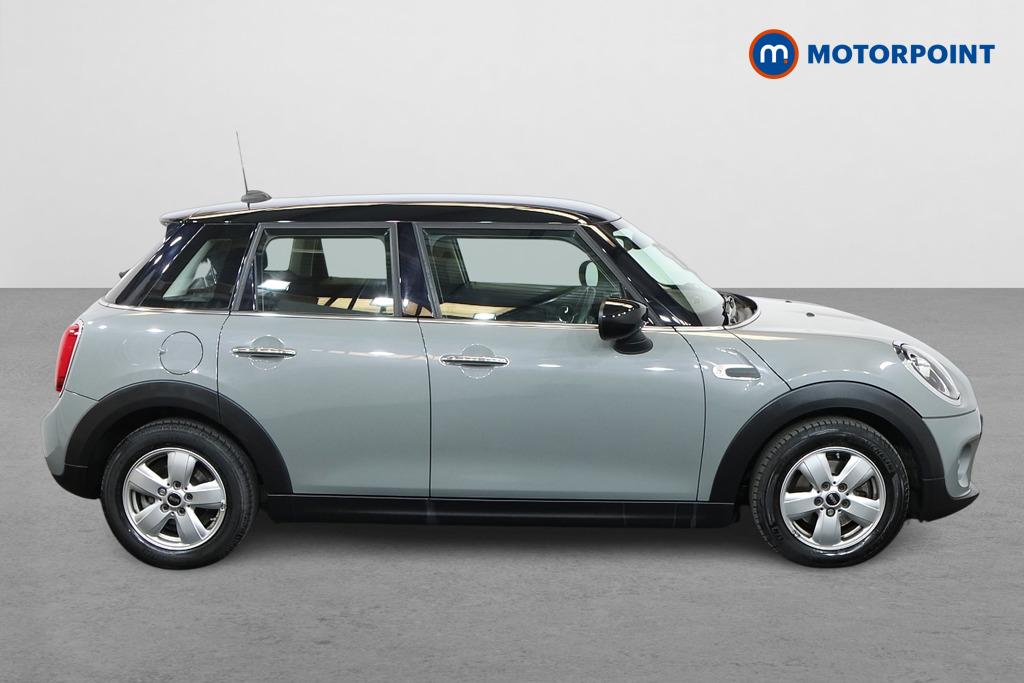 Mini Hatchback Cooper Classic Manual Petrol Hatchback - Stock Number (1556917) - Drivers side