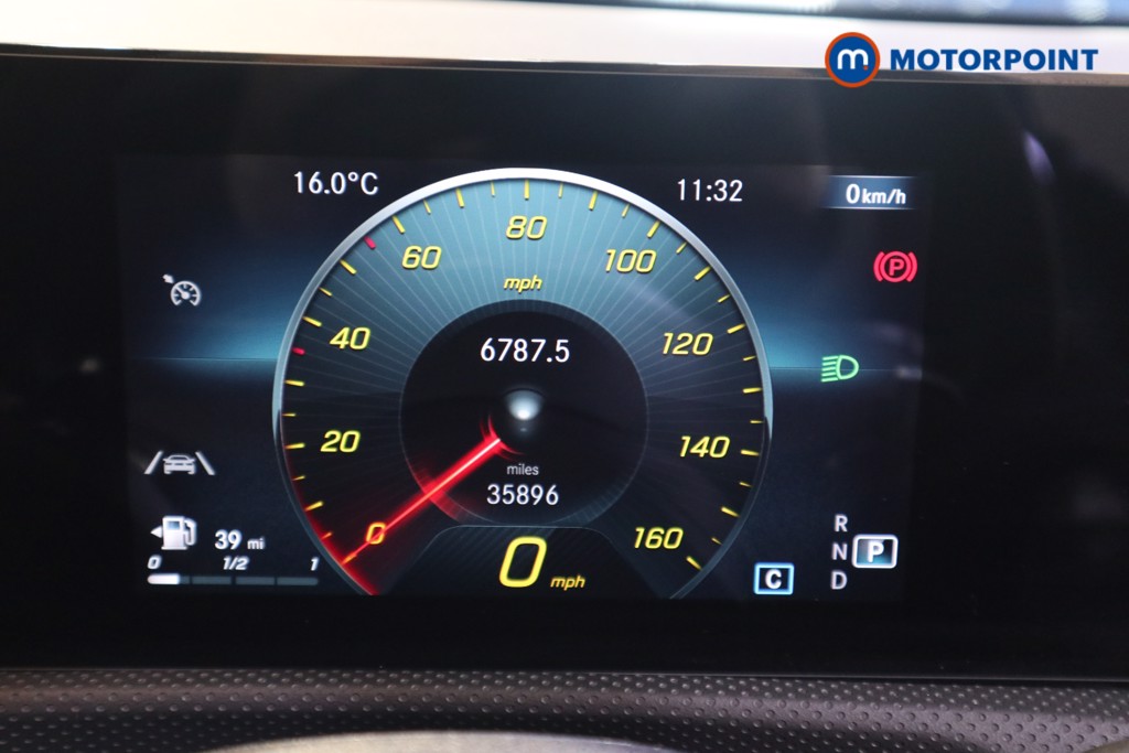 Mercedes-Benz A Class Amg Line Executive Edition Automatic Petrol Hatchback - Stock Number (1556979) - 4th supplementary image