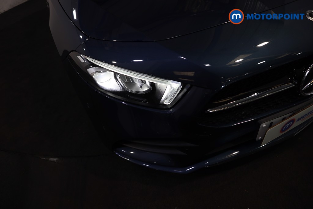 Mercedes-Benz A Class Amg Line Executive Edition Automatic Petrol Hatchback - Stock Number (1556979) - 26th supplementary image