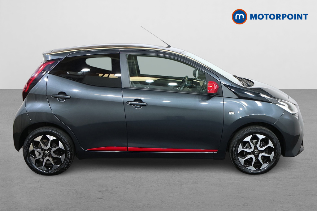 Toyota Aygo X-Trend Manual Petrol Hatchback - Stock Number (1557065) - Drivers side