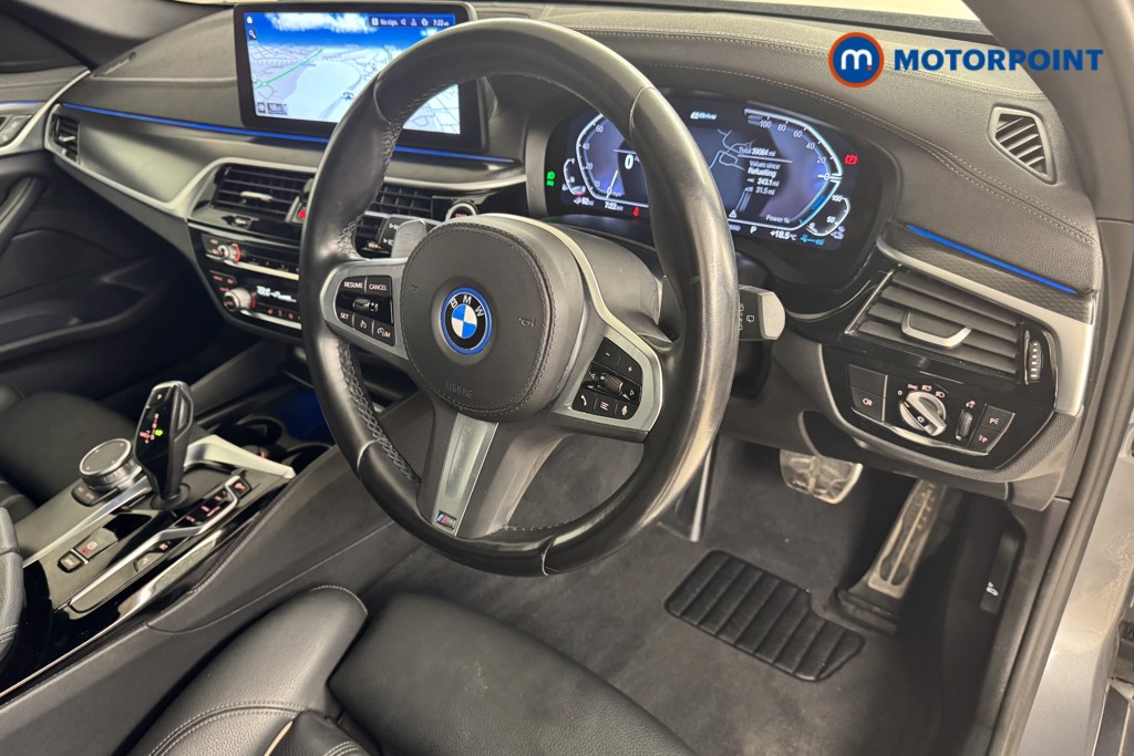 BMW 5 Series M Sport Automatic Petrol Plug-In Hybrid Estate - Stock Number (1557477) - 7th supplementary image