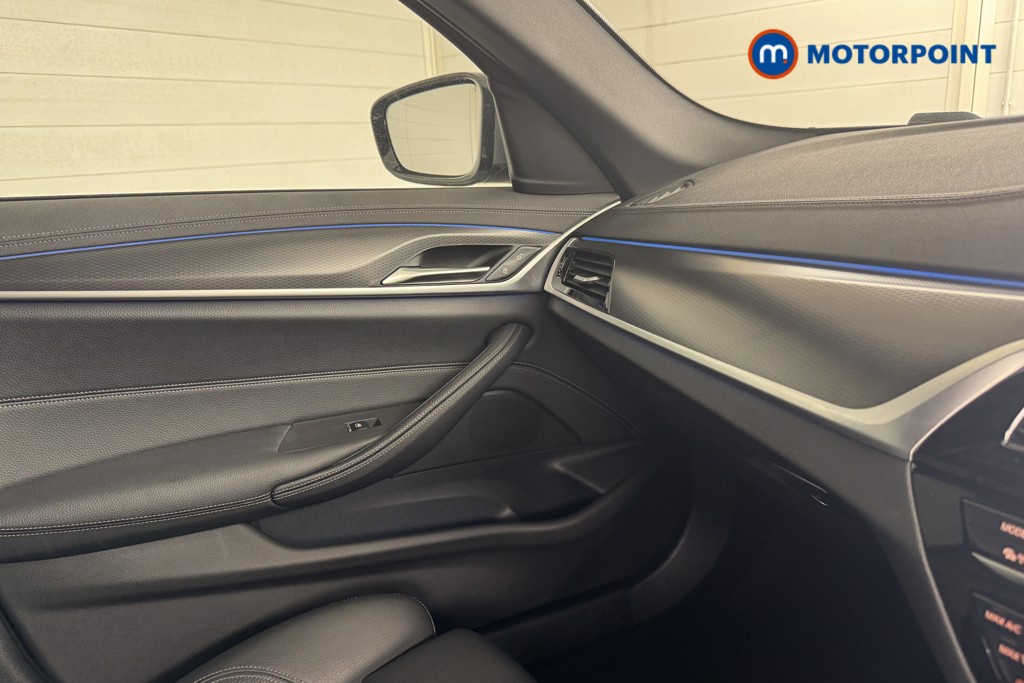 BMW 5 Series M Sport Automatic Petrol Plug-In Hybrid Estate - Stock Number (1557477) - 12th supplementary image