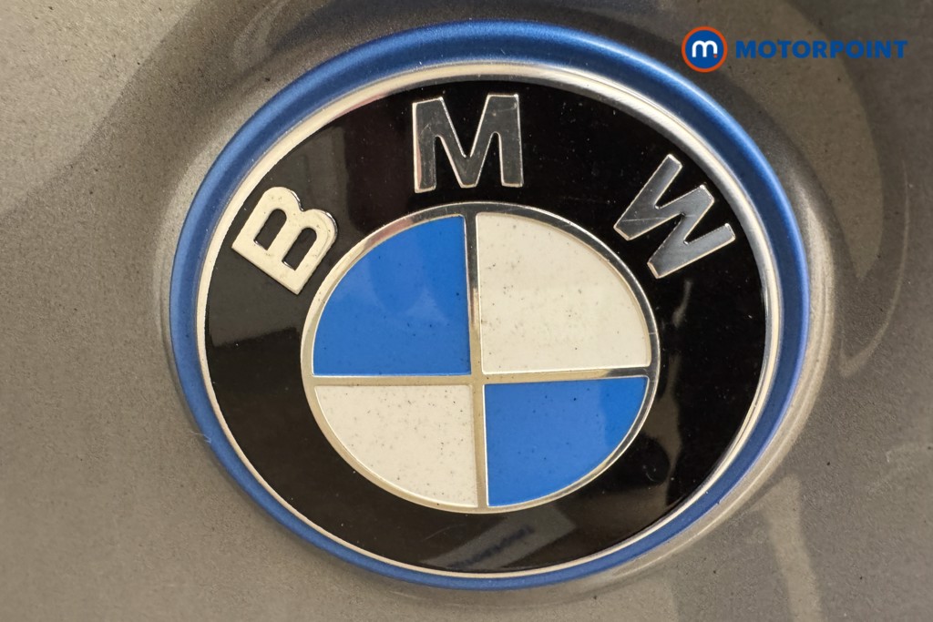 BMW 5 Series M Sport Automatic Petrol Plug-In Hybrid Estate - Stock Number (1557477) - 21st supplementary image