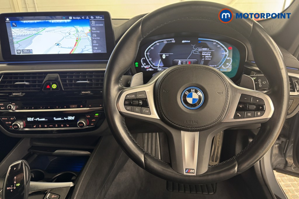 BMW 5 Series M Sport Automatic Petrol Plug-In Hybrid Estate - Stock Number (1557477) - 1st supplementary image