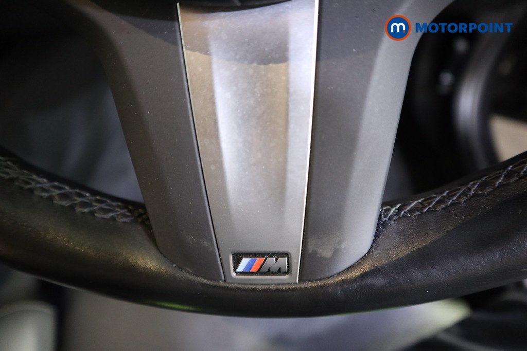 BMW 5 Series M Sport Automatic Petrol Plug-In Hybrid Estate - Stock Number (1557481) - 5th supplementary image