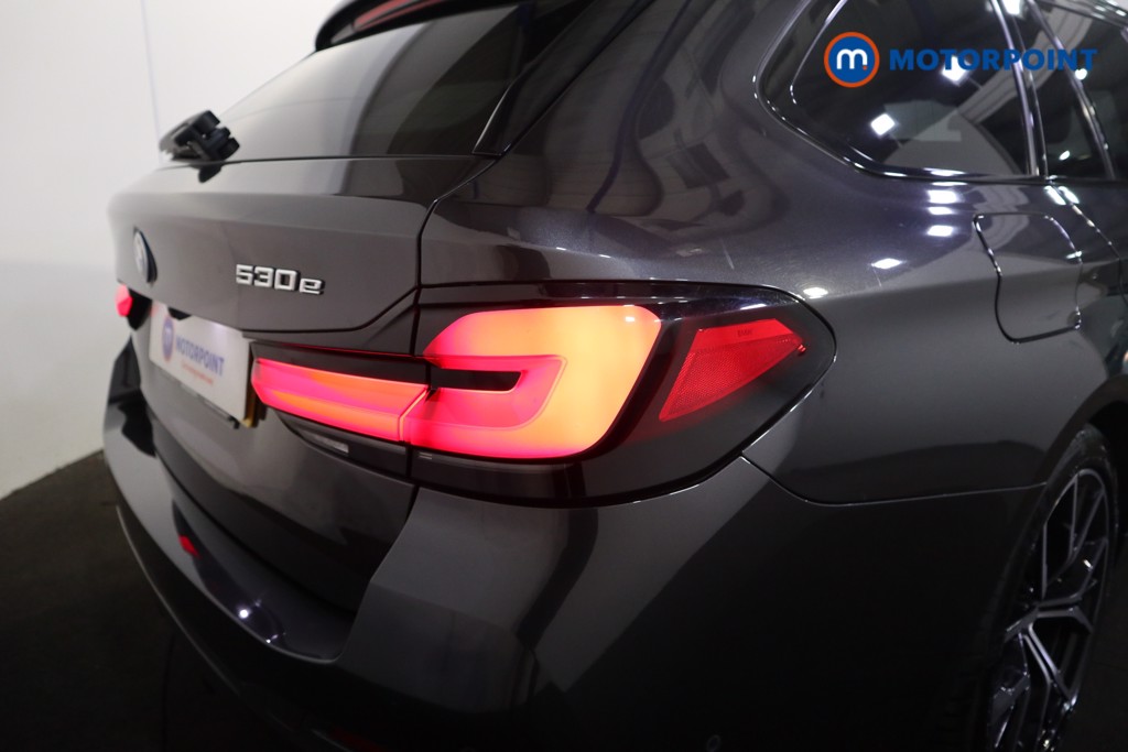 BMW 5 Series M Sport Automatic Petrol Plug-In Hybrid Estate - Stock Number (1557481) - 27th supplementary image