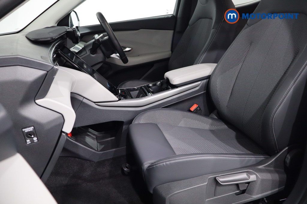 Ford Explorer Select Automatic Electric SUV - Stock Number (1557496) - 4th supplementary image