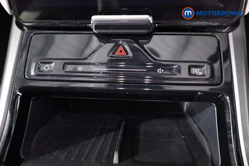 Ford Explorer Select Automatic Electric SUV - Stock Number (1557496) - 16th supplementary image
