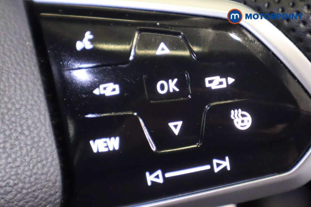 Volkswagen Golf R-Line Manual Petrol Hatchback - Stock Number (1557540) - 16th supplementary image