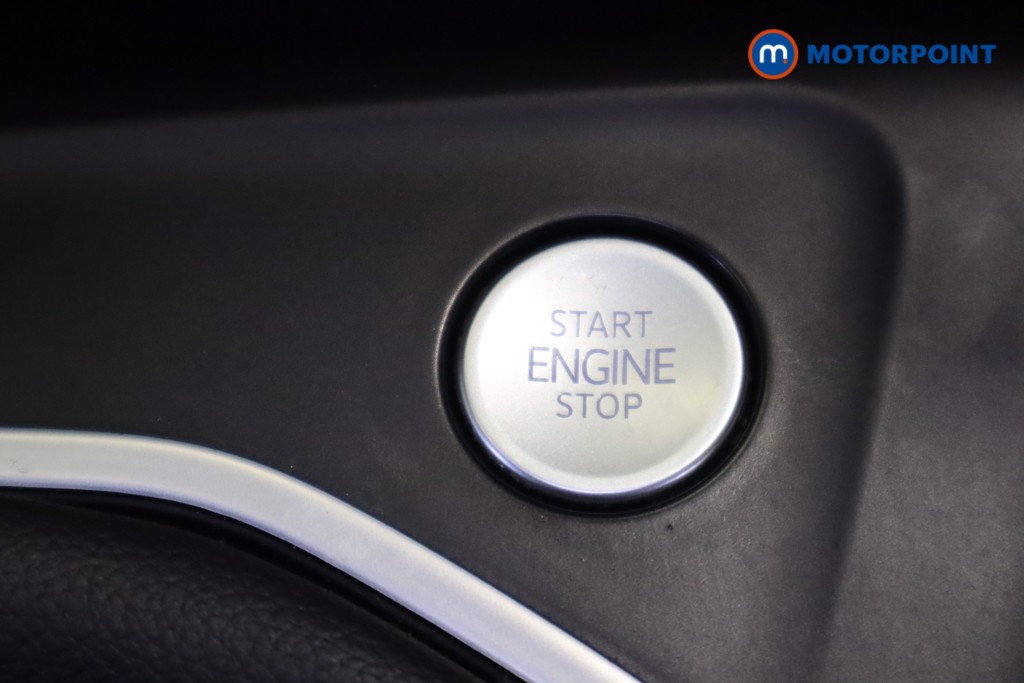 Volkswagen Golf R-Line Manual Petrol Hatchback - Stock Number (1557540) - 21st supplementary image