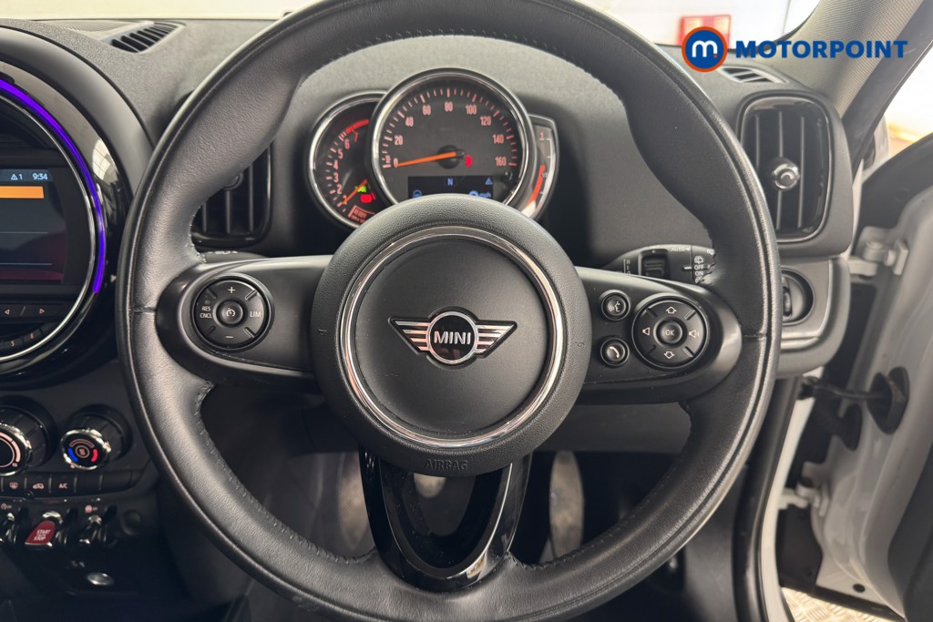 Mini Countryman Cooper Classic Manual Petrol SUV - Stock Number (1557582) - 6th supplementary image