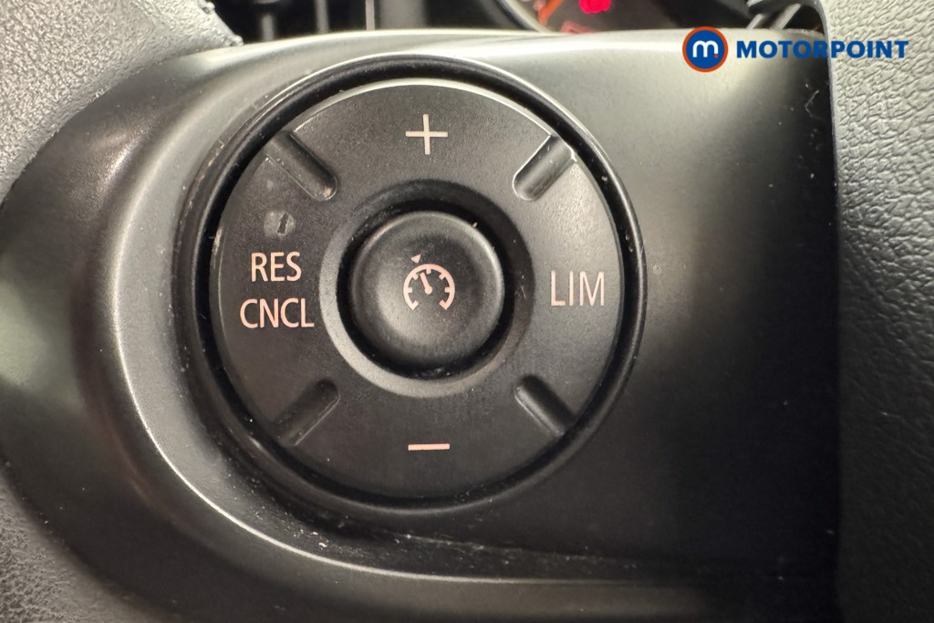 Mini Countryman Cooper Classic Manual Petrol SUV - Stock Number (1557582) - 13th supplementary image