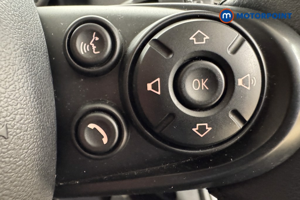 Mini Countryman Cooper Classic Manual Petrol SUV - Stock Number (1557582) - 14th supplementary image